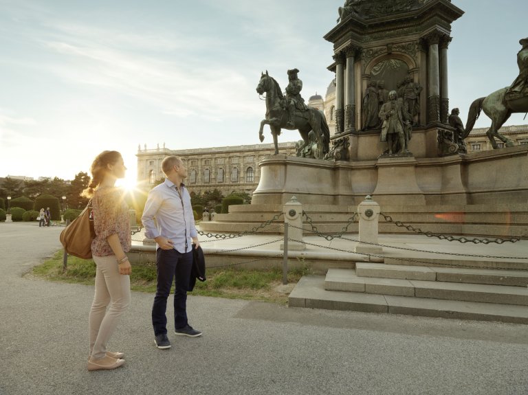 Denkmal von Kaiserin Maria Theresia Denkmal von Kaiserin Maria Theresia