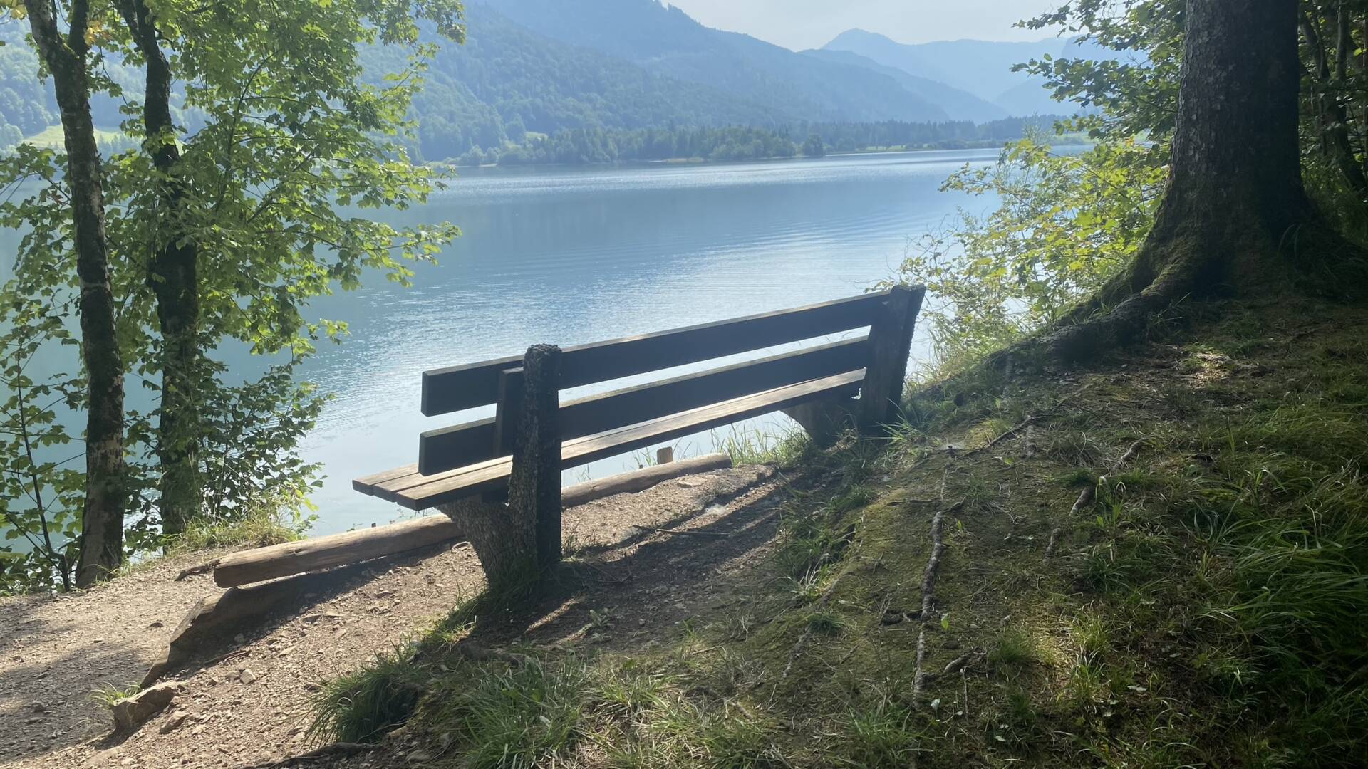 Badeseen mit Wanderweg: Perfekter Familienausflug in Oesterreich