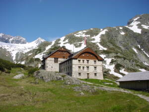 Berliner Hütte, 2042 m Seehöhe, Zillertaler Alpen