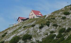 Bettelwurfhütte, 2077 m Seehöhe, Gleirsch-Halltal-Kette