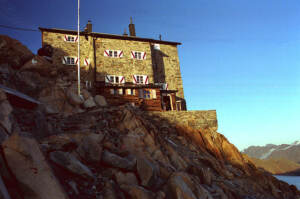 Brandenburger Haus, 3272 m Seehöhe, Ötztaler Alpen