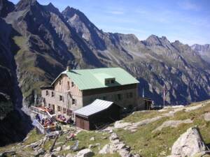 Greizer Hütte, 2227 m Seehöhe, Zillertaler Alpen