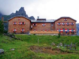 Hofpürglhütte, 1705 m Seehöhe, Dachsteingebirge