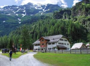 Naturfreundehaus Kolm-Saigurn, 1598 m Seehöhe, Goldberggruppe