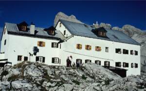Riemannhaus, 2177 m Seehöhe, Berchtesgadener Alpen